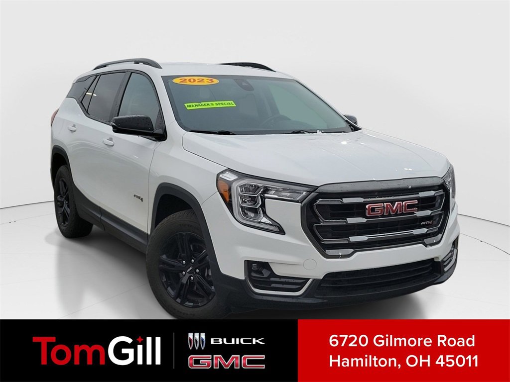 2023 GMC Terrain AT4's photo