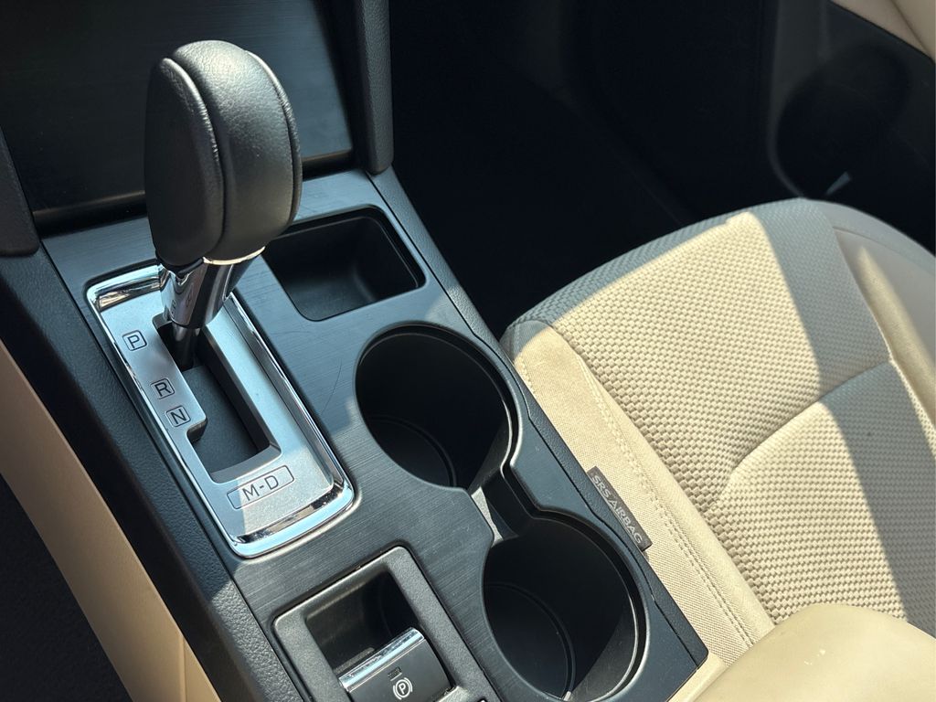 2019 Subaru Outback Premium photo 33