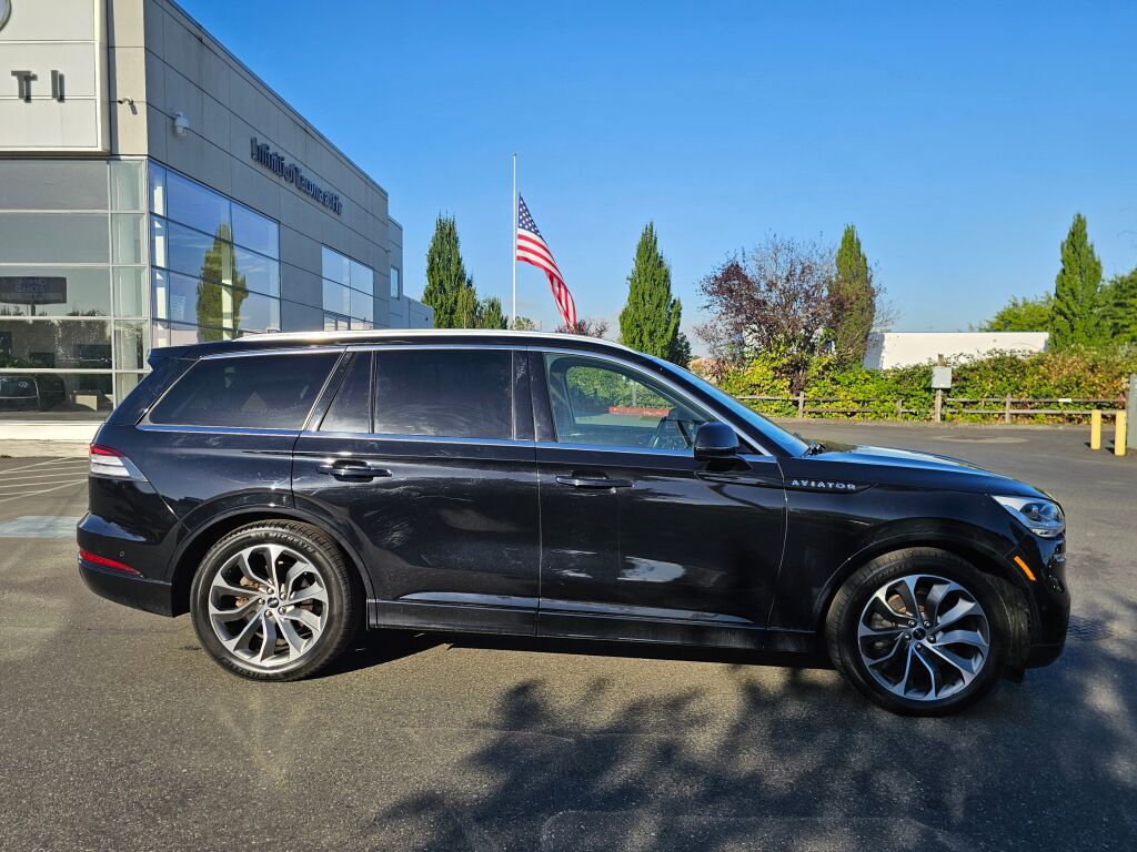 2020 Lincoln Aviator Grand Touring photo 8