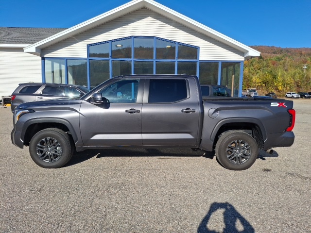 2025 Toyota Tundra SR5 photo 6