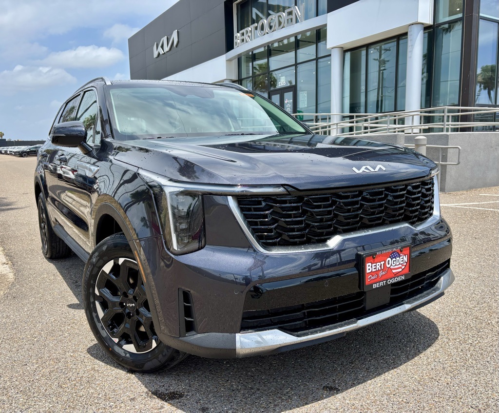 2025 Kia Sorento S's photo