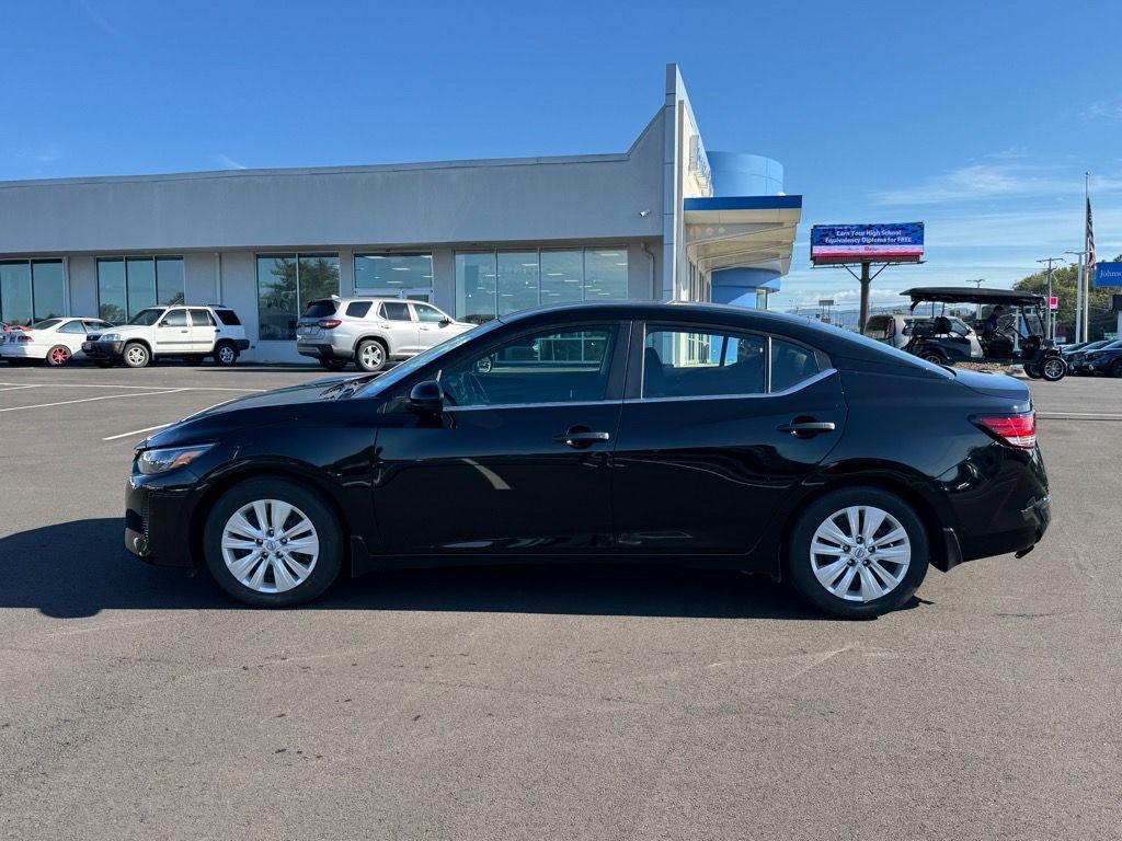 2024 Nissan Sentra S photo 2