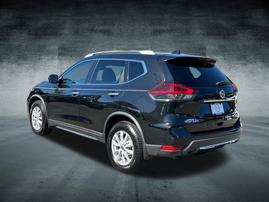 2019 Nissan Rogue Special Edition photo 2