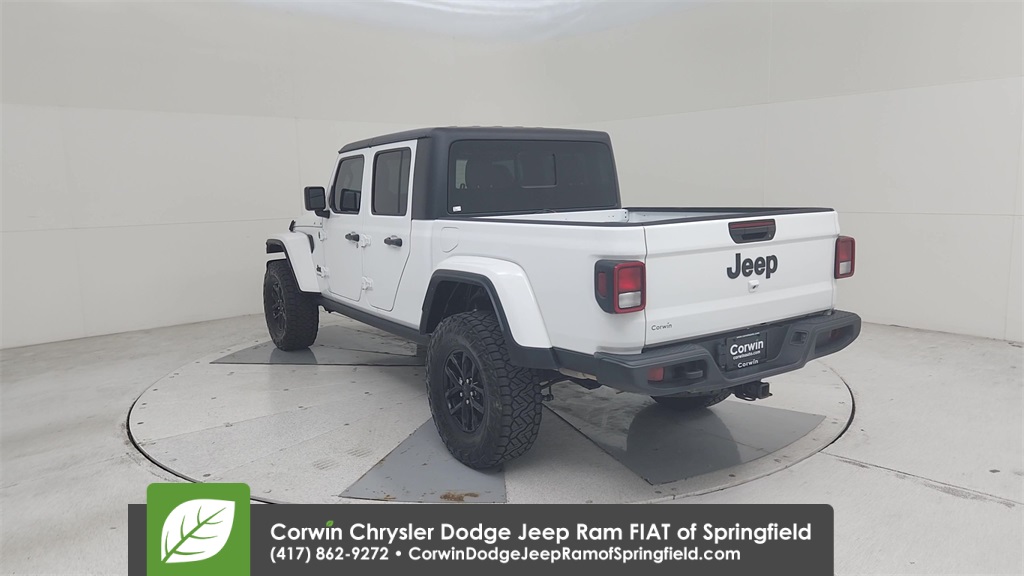 2022 Jeep Gladiator Sport photo 11