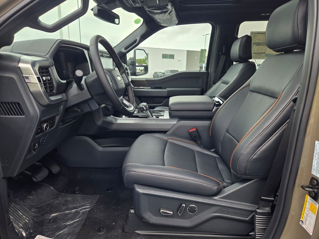 2025 Ford F-150 Lariat photo 21