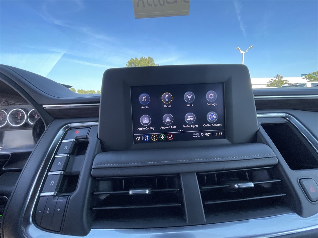 2023 Chevrolet Suburban LS photo 18