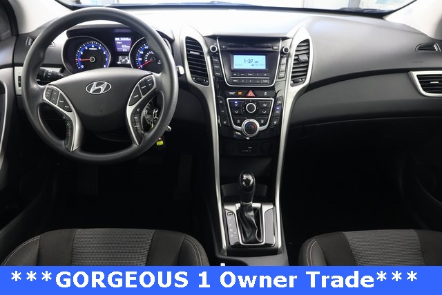 2016 Hyundai Elantra GT Base photo 2