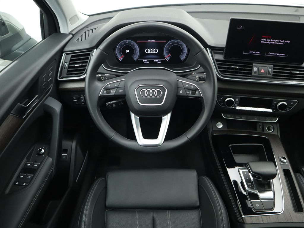 2025 Audi Q5 45 S line Premium Plus photo 9