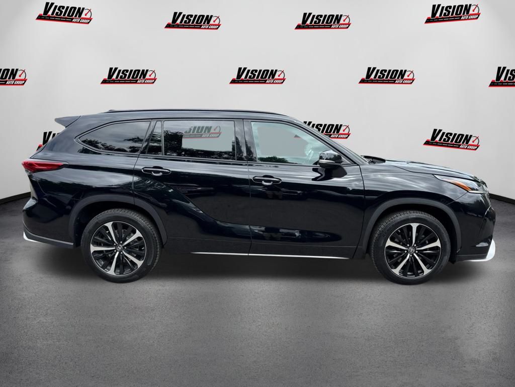 2021 Toyota Highlander XSE photo 5
