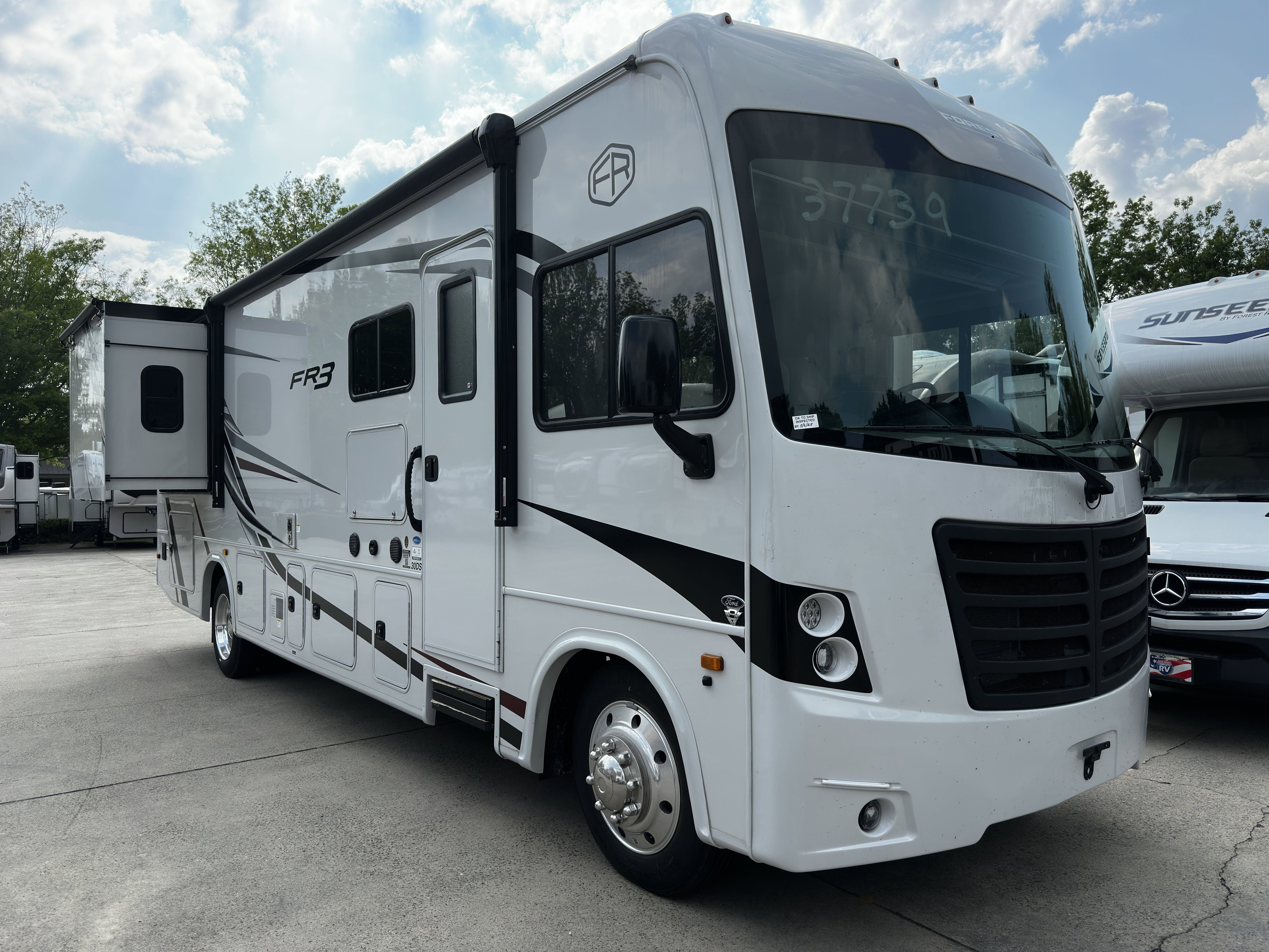 New 2025 Forest River FR3's photo