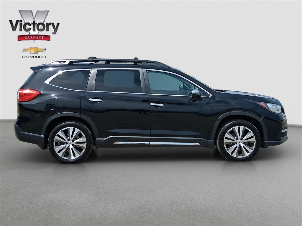 2022 Subaru Ascent Touring photo 7