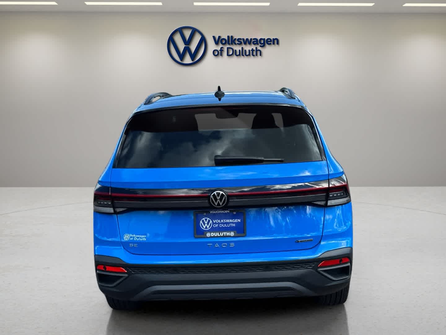 2025 Volkswagen Taos SE photo 4