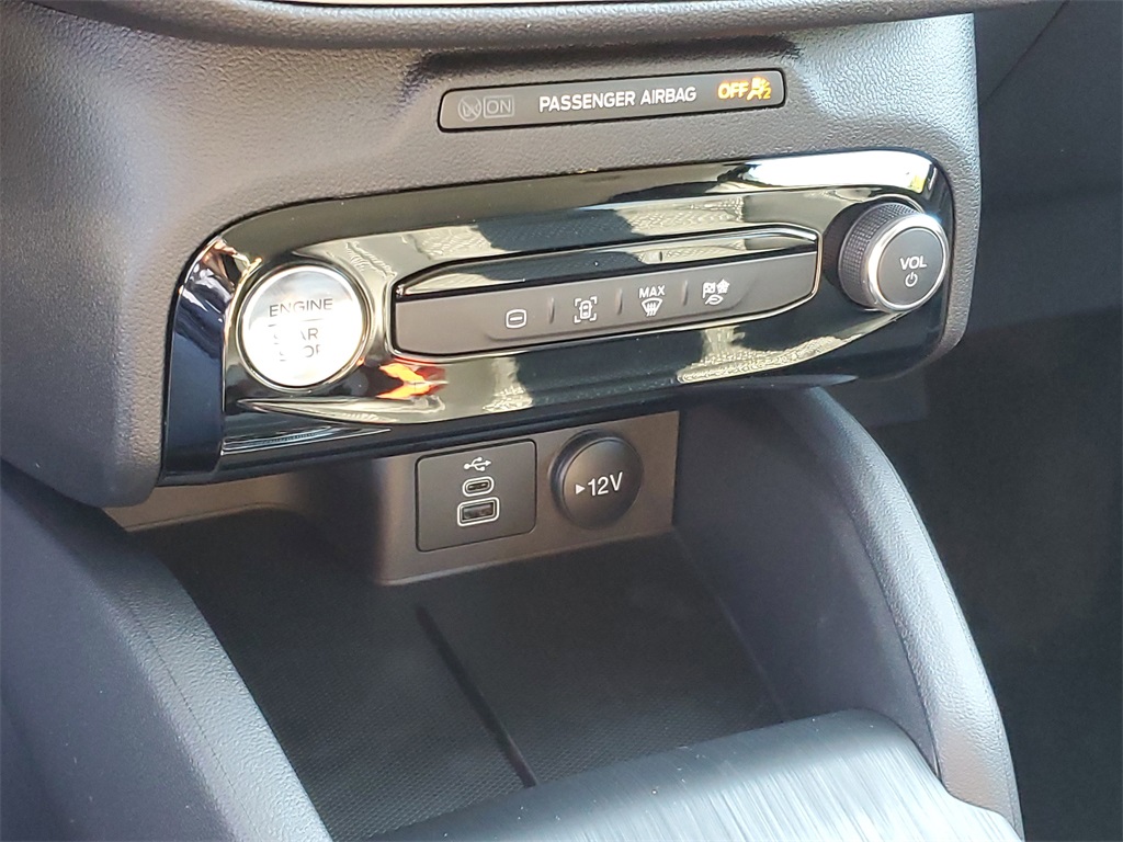 2025 Ford Escape Plug-In Hybrid Base photo 17