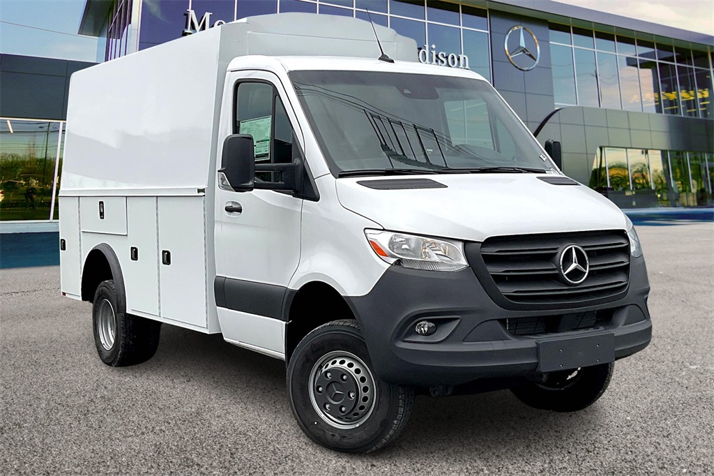 New 2024  Mercedes-Benz Cab Chassis 144 WB image 1