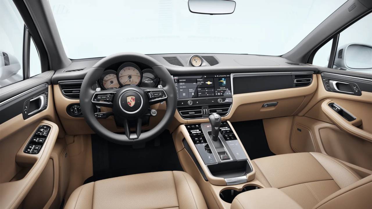2026 Porsche Macan S photo 10