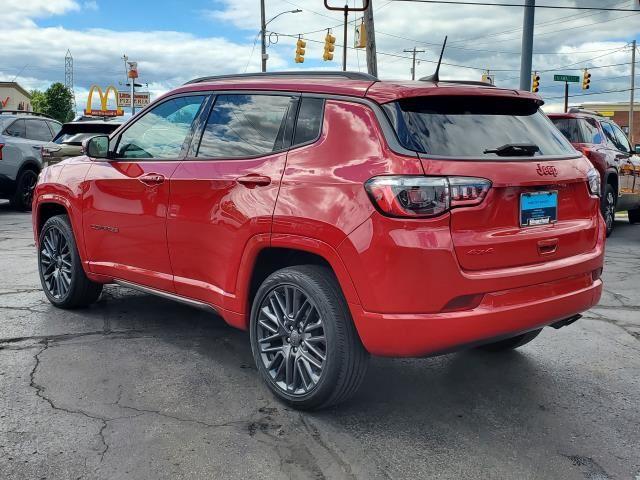 2022 Jeep Compass Red Edition photo 4