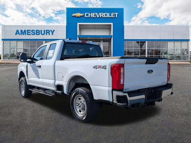 2023 Ford F-350 XL photo 5
