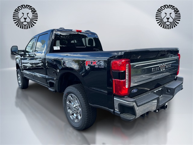 2025 Ford F-350 King Ranch photo 4