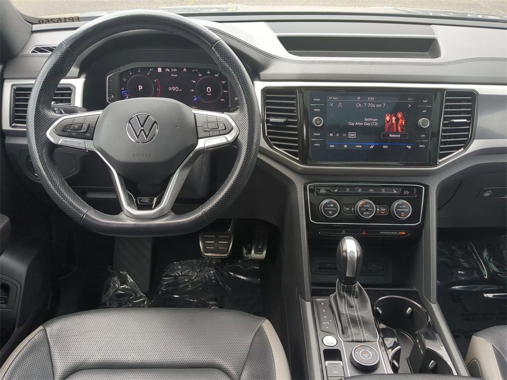 2022 Volkswagen Atlas Cross Sport V6 SEL Premium R-Line photo 19