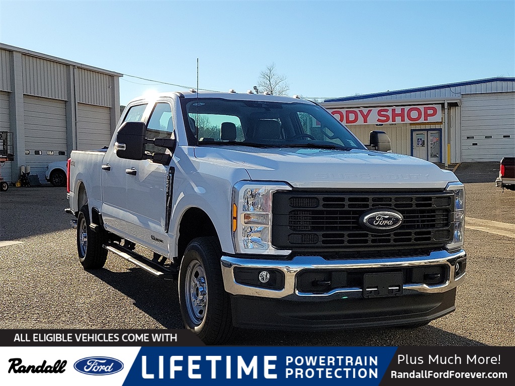 2026 Ford F-250 Super Duty XL's photo