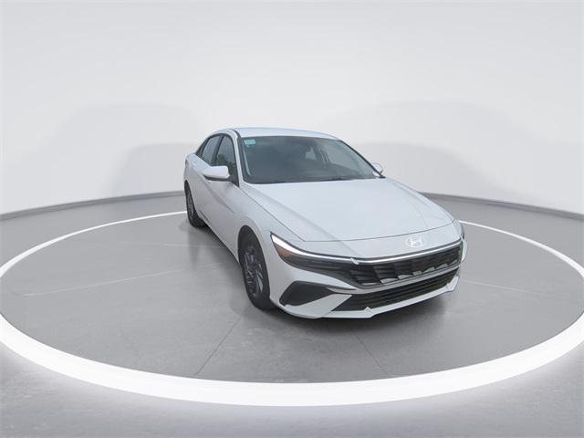 2025 Hyundai Elantra Hybrid Blue photo 2