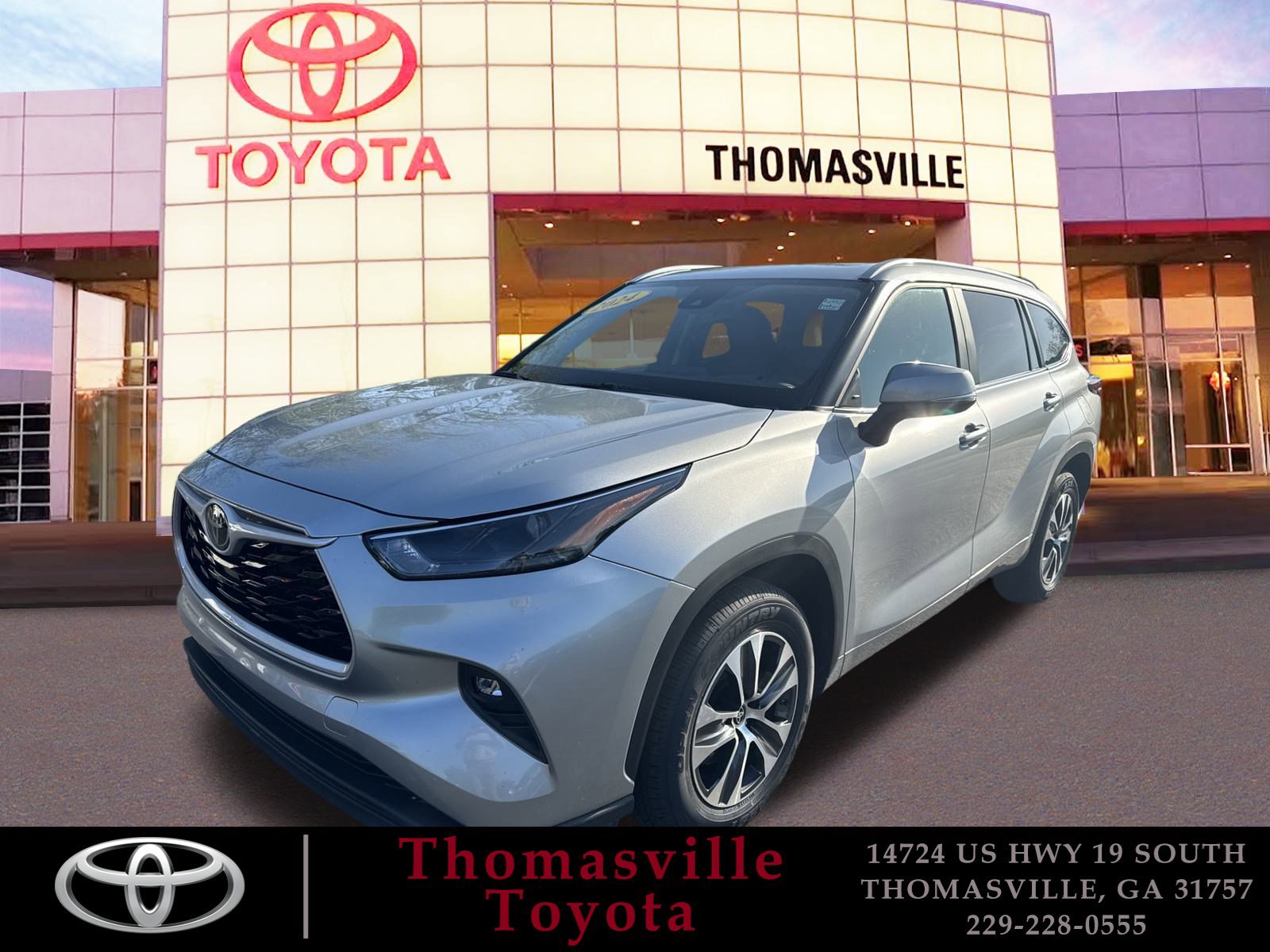 Used 2024 Silver Toyota XLE image 1