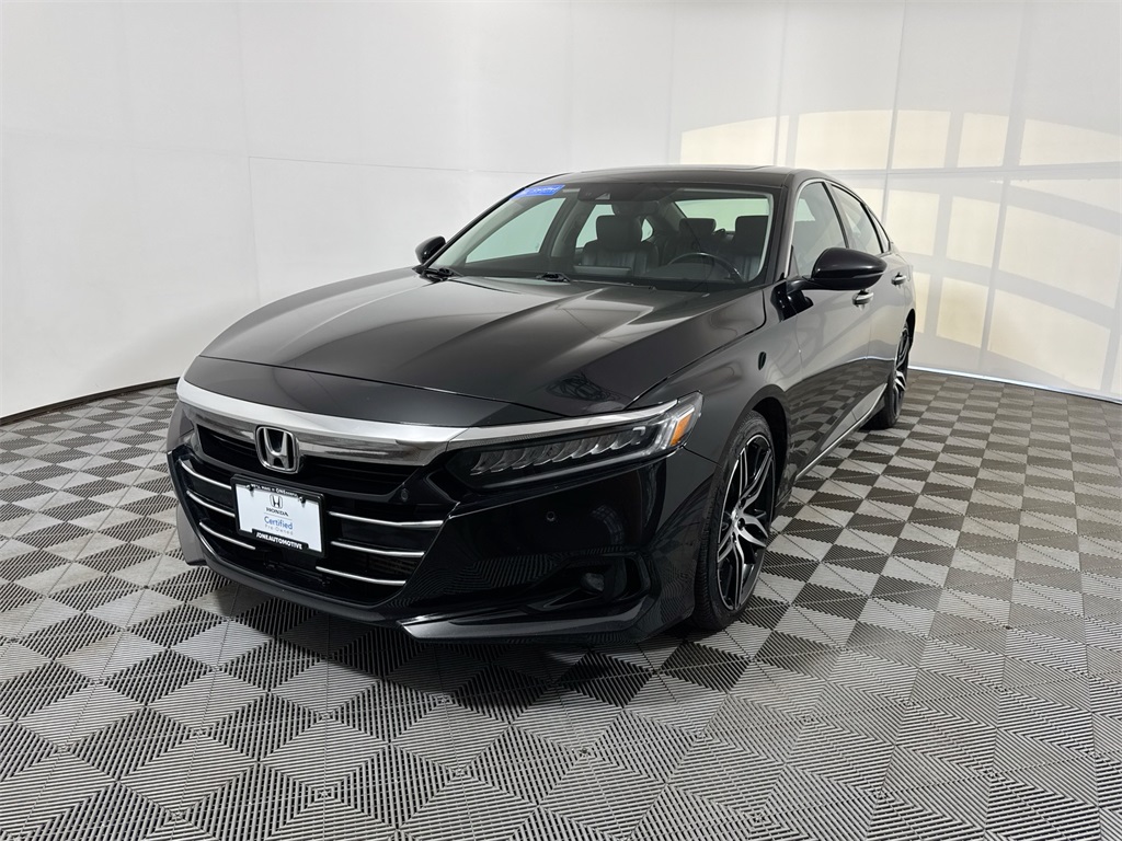 2021 Honda Accord Touring's photo