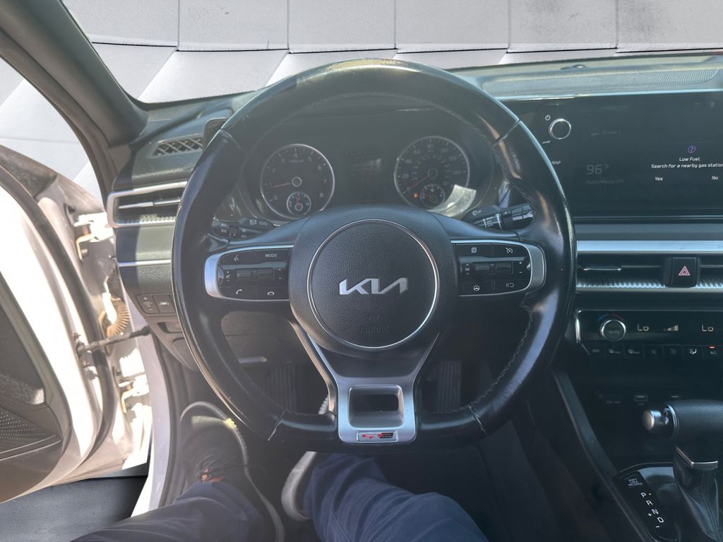 2022 Kia K5 GT-Line photo 8