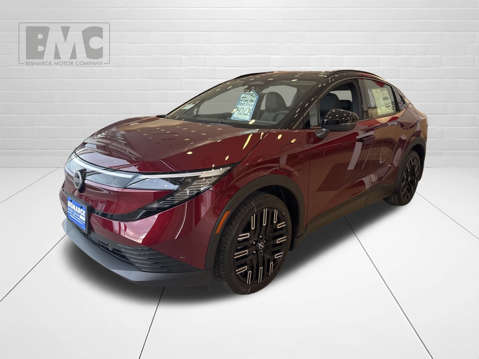 2026 Nissan LEAF Platinum+'s photo