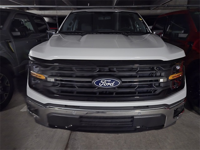 2025 Ford F-150 XLT photo 2