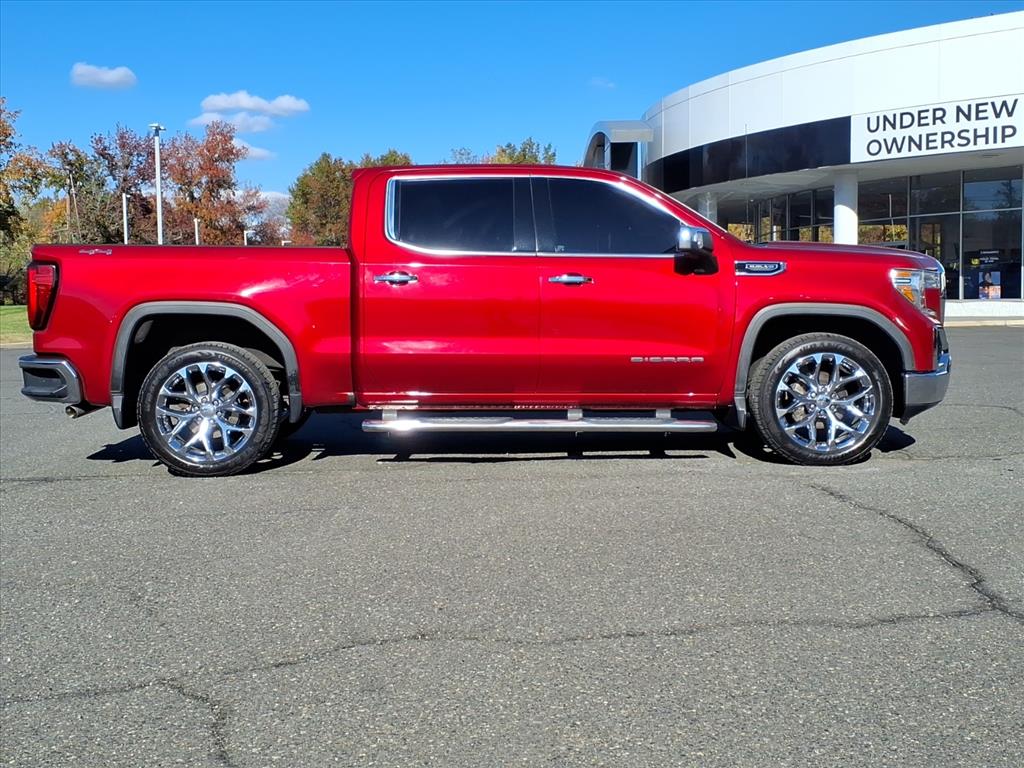 2019 GMC Sierra 1500 SLT's photo