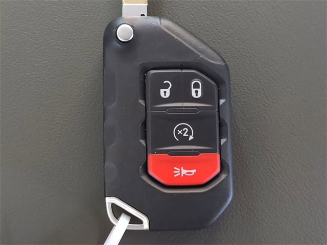 2025 Jeep Gladiator Mojave photo 31