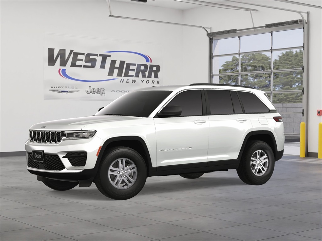 2025 Jeep Grand Cherokee Laredo photo 2