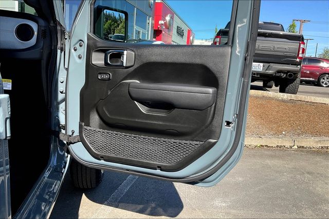 2025 Jeep Wrangler Sport photo 24