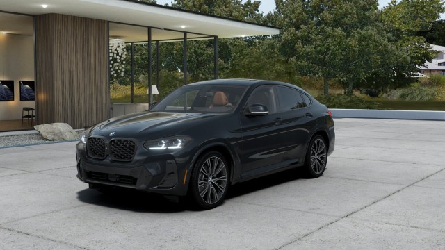2025 BMW X4 xDrive30i