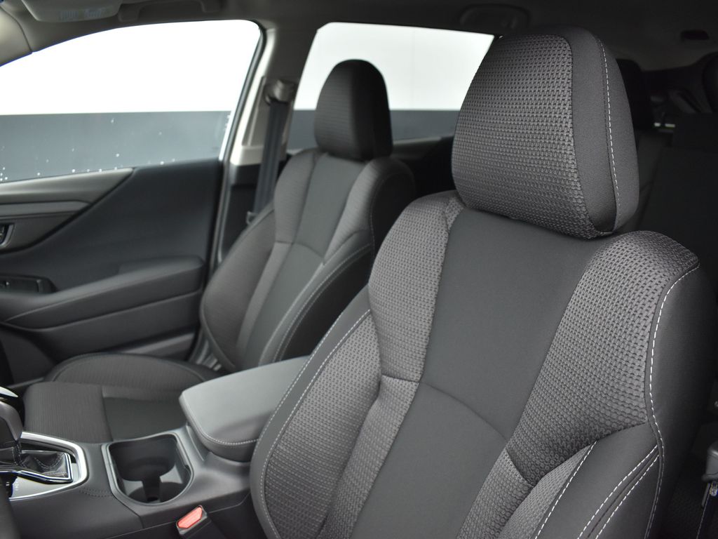 2025 Subaru Outback Premium photo 7
