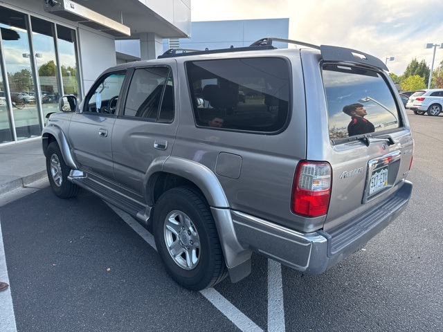 2002 Toyota 4Runner SR5 photo 3