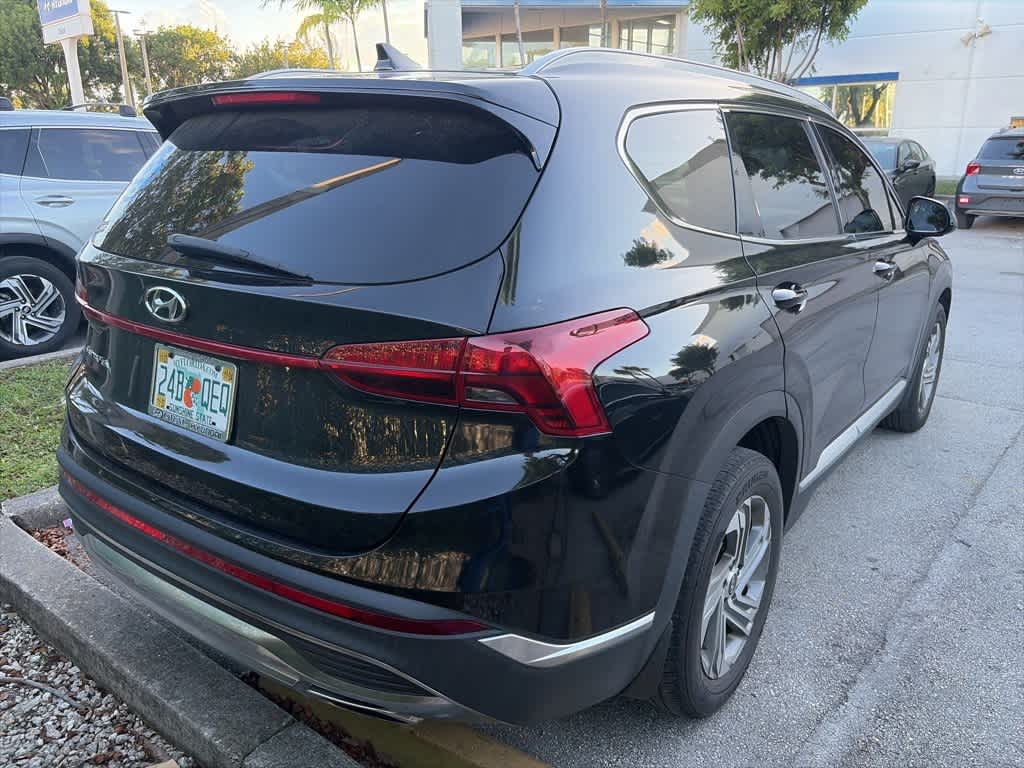 2022 Hyundai Santa Fe SEL photo 3