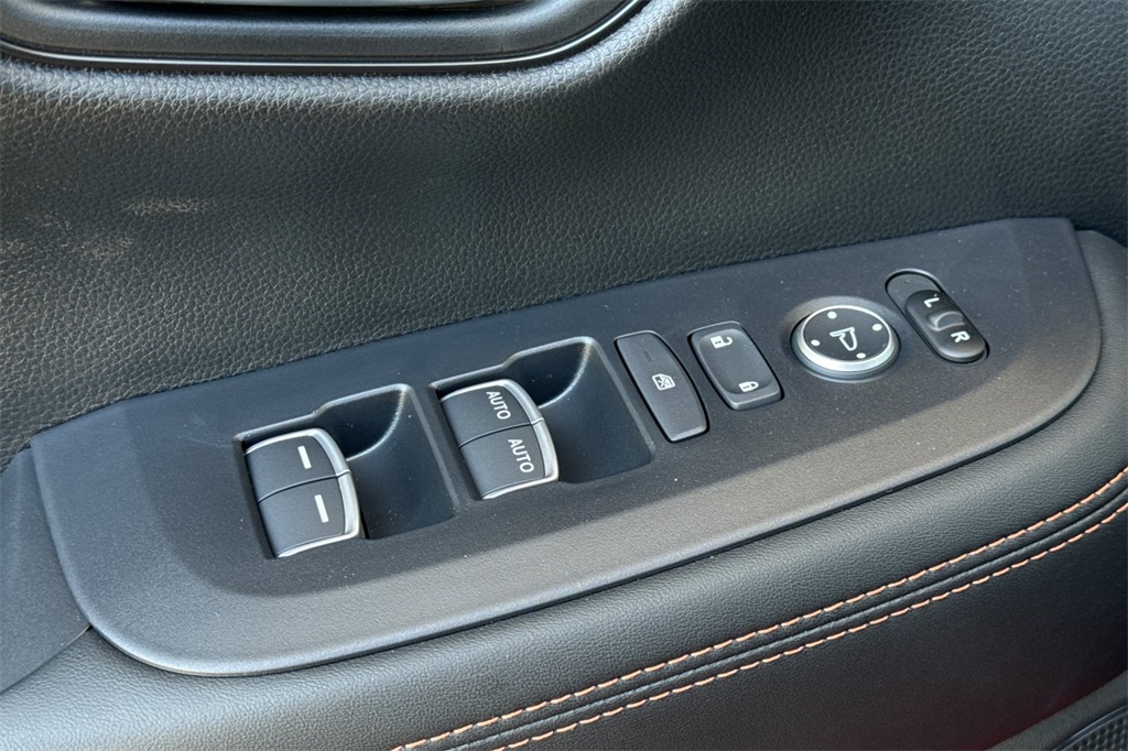 2026 Honda HR-V Sport photo 8