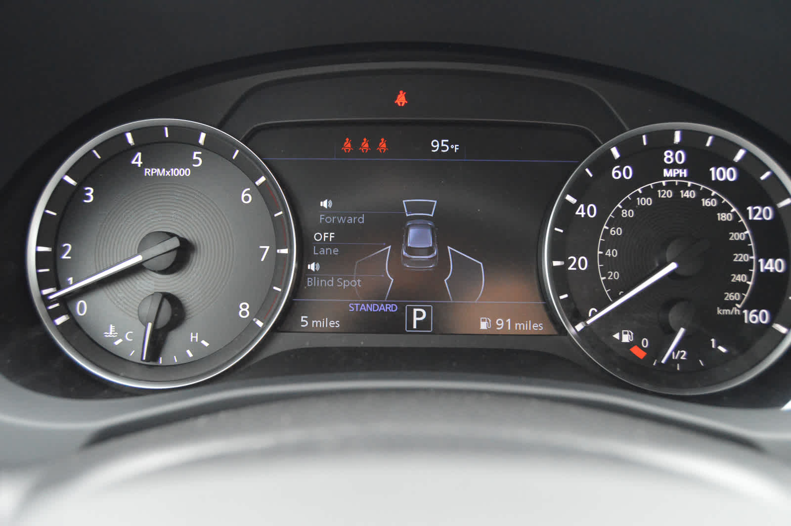 2025 Infiniti QX50 Luxe AWD photo 8
