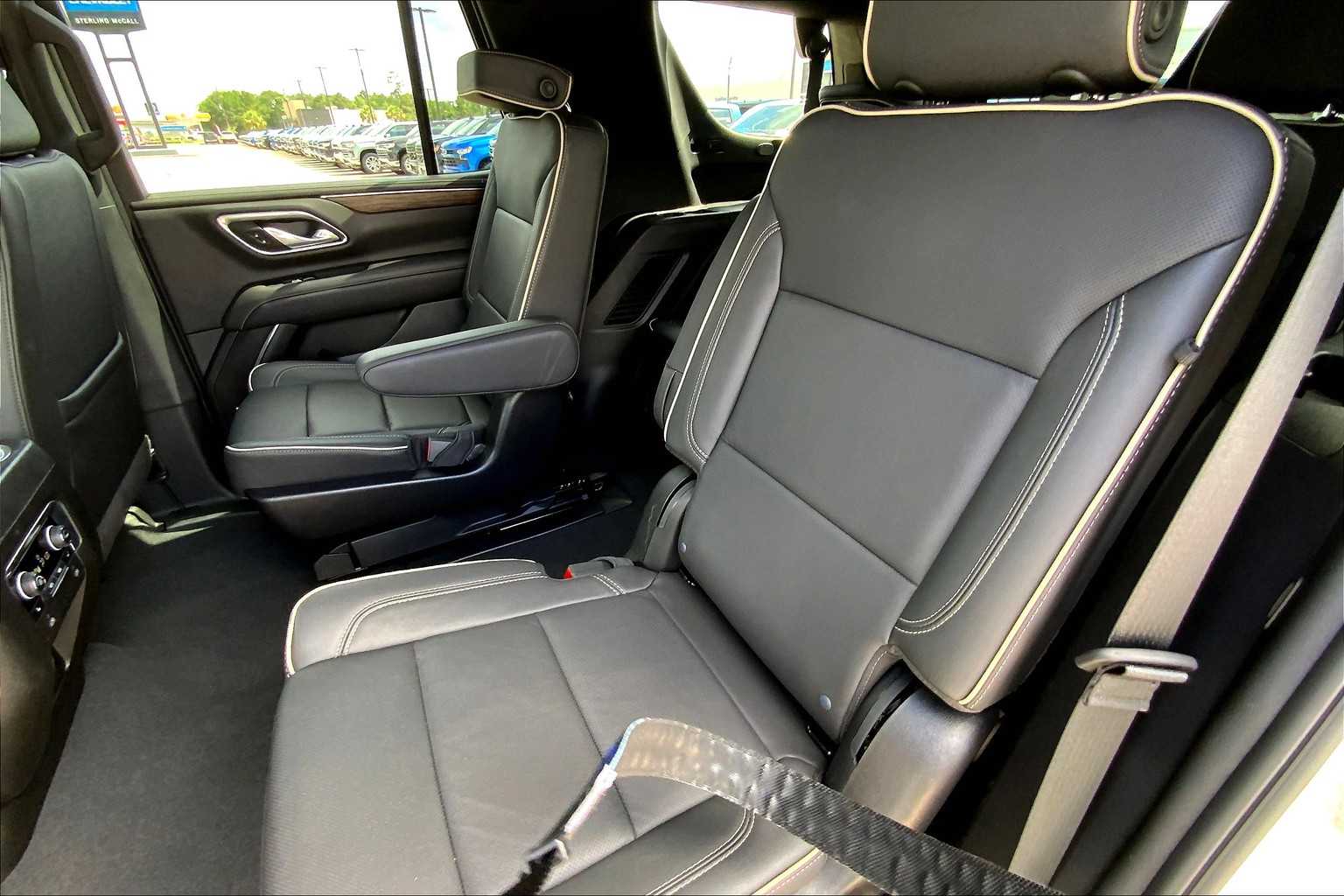 2024 Chevrolet Tahoe Premier photo 31