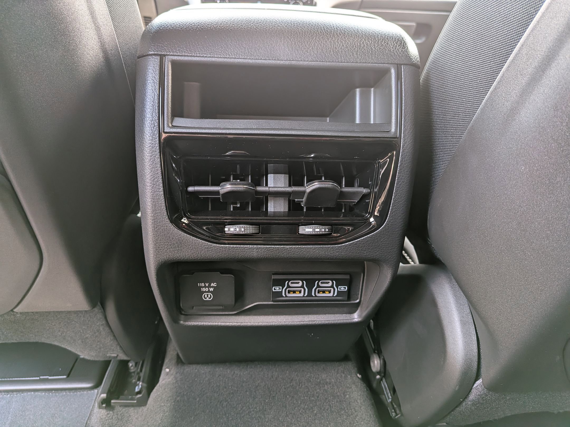 2025 Jeep Grand Cherokee Altitude X photo 22