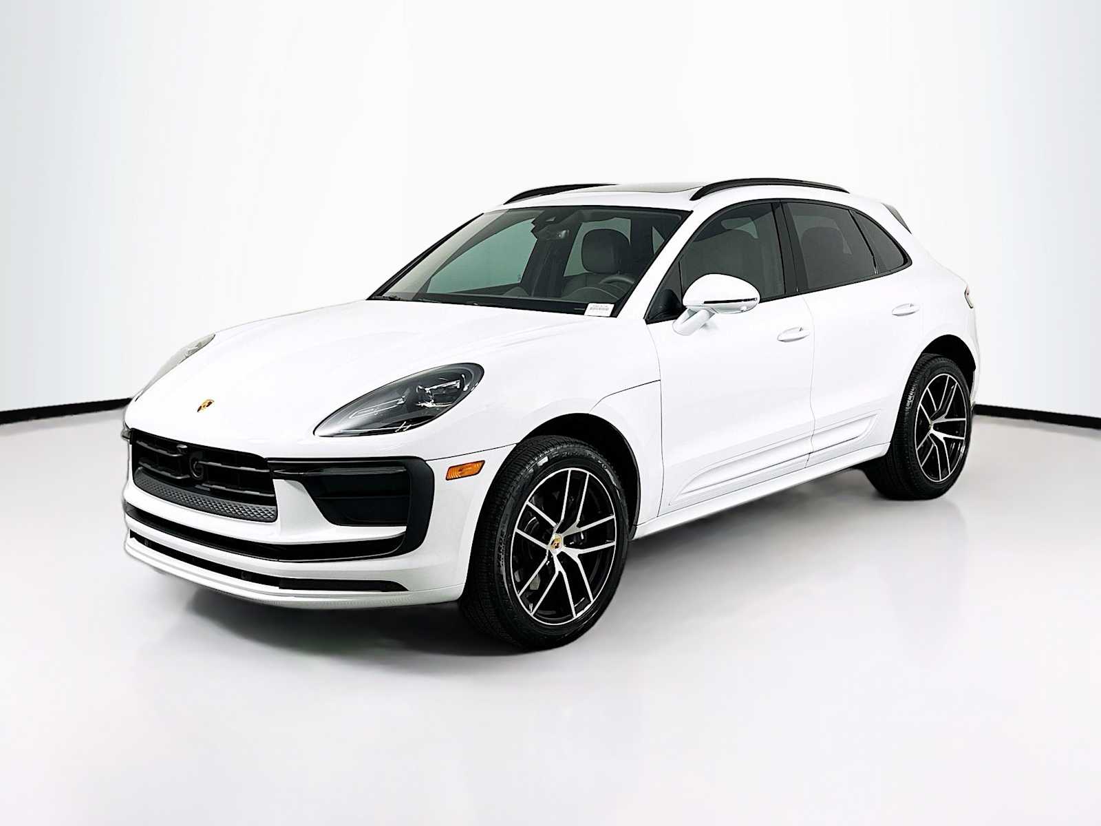 2025 Porsche Macan