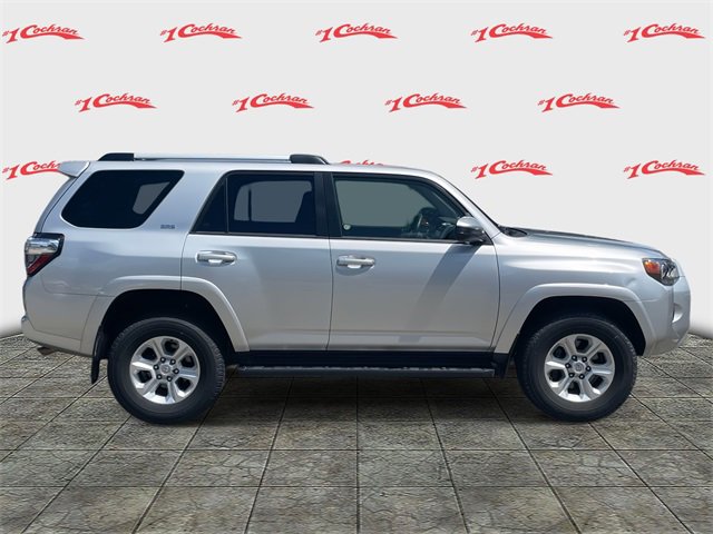 2024 Toyota 4Runner SR5 photo 2