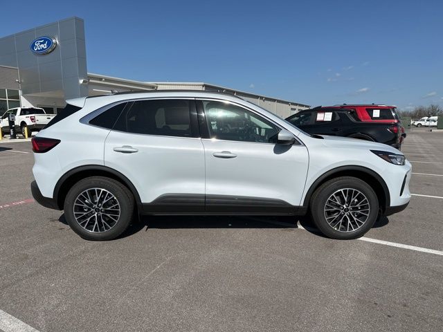 2025 Ford Escape Plug-In Hybrid Base photo 8