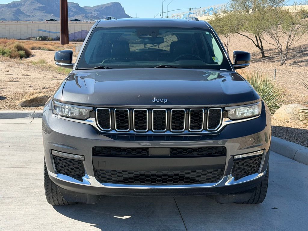 2021 Jeep Grand Cherokee Limited photo 2