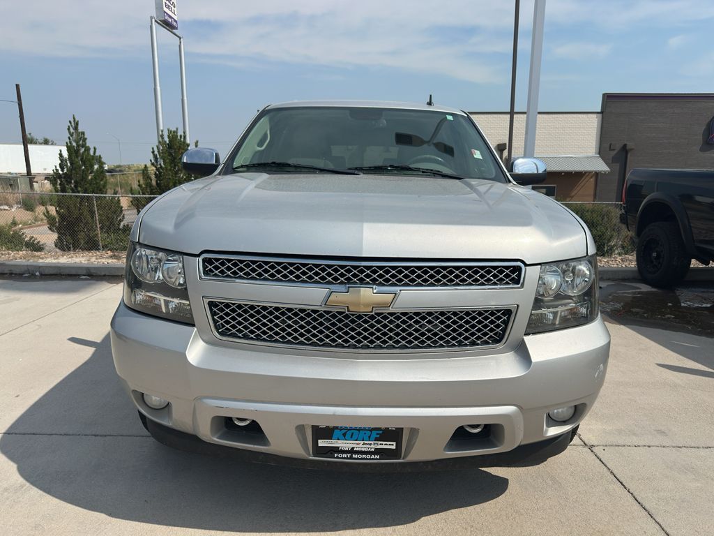 2011 Chevrolet Suburban 1500 LTZ photo 5