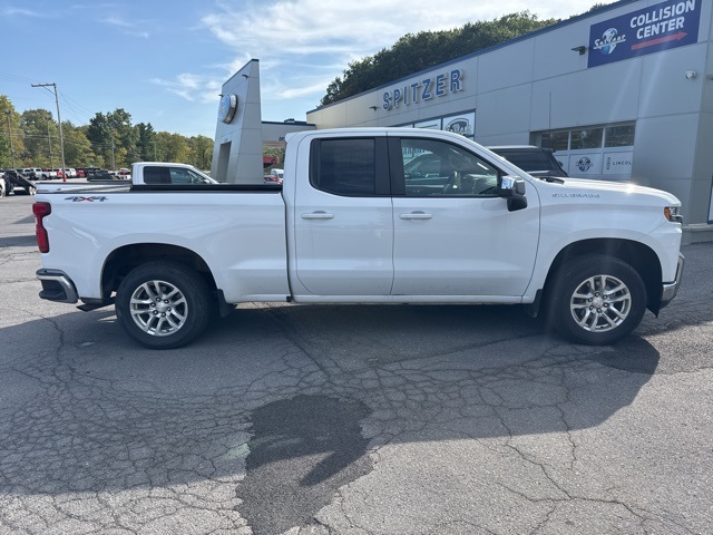 2019 Chevrolet Silverado 1500 LT photo 3