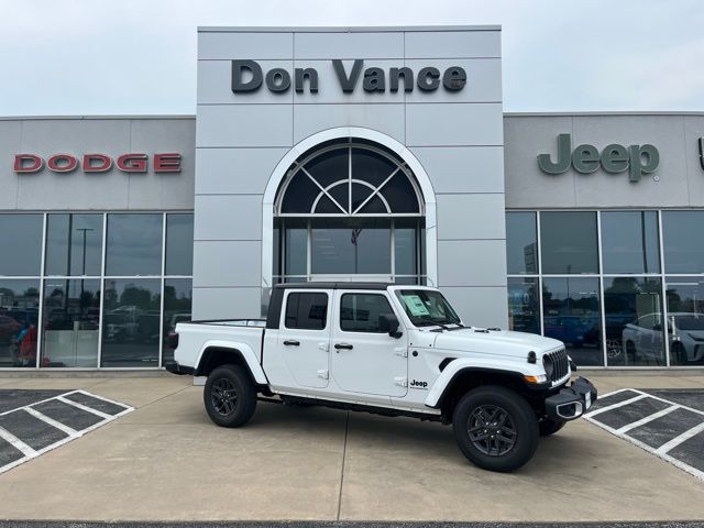 2025 Jeep Gladiator Sport S's photo