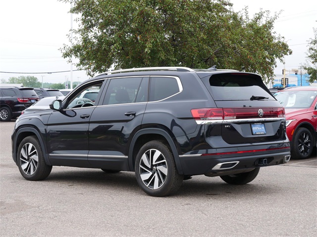 2025 Volkswagen Atlas SEL photo 4